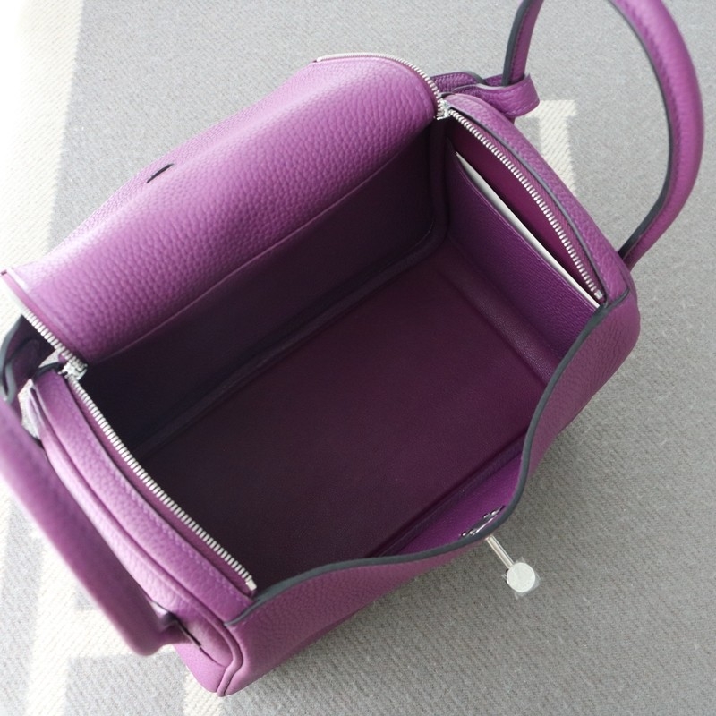 P9 Anemone clemence lindy 26 with phw