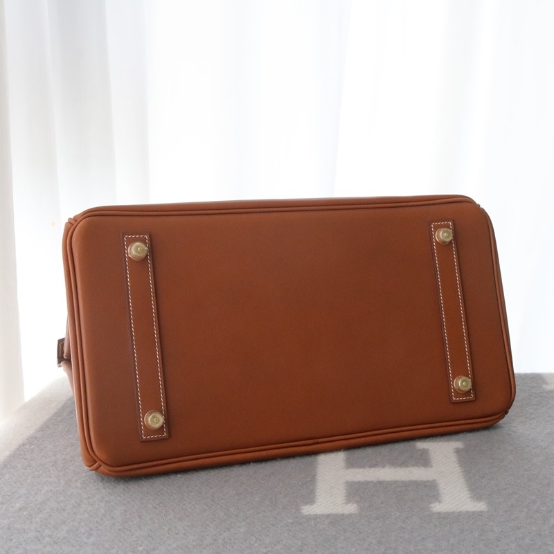 C37 gold barenia birkin 35 with GHW