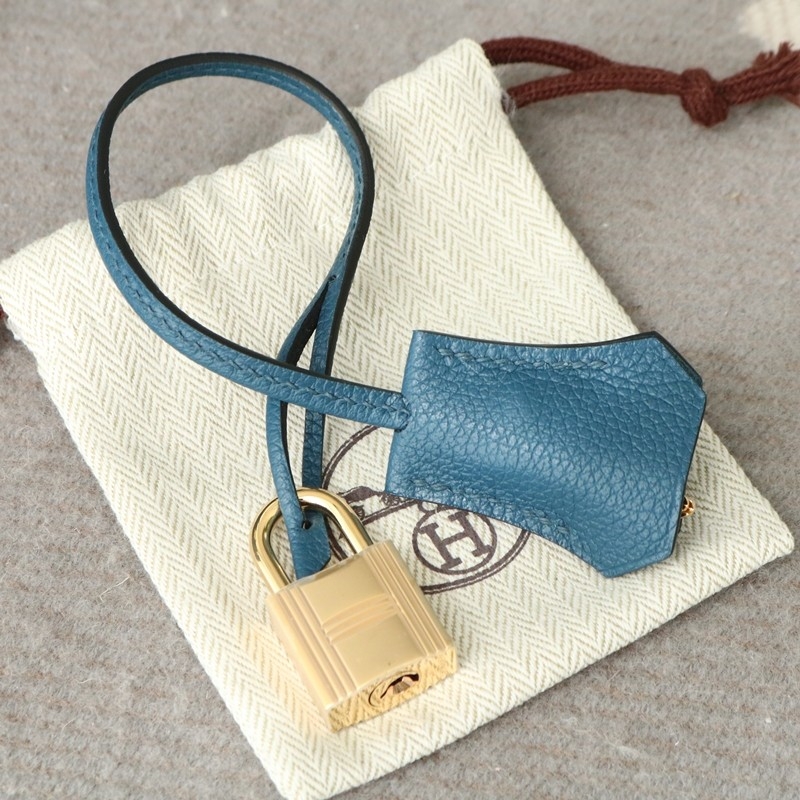 Hermes Shoulder Birkin Light 29 in Blue deep evercolor with Ghw