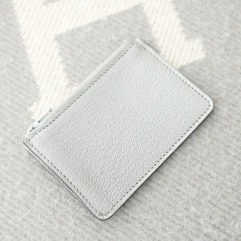 Metallic Olympic Silver cherve Constance Slim With Phw