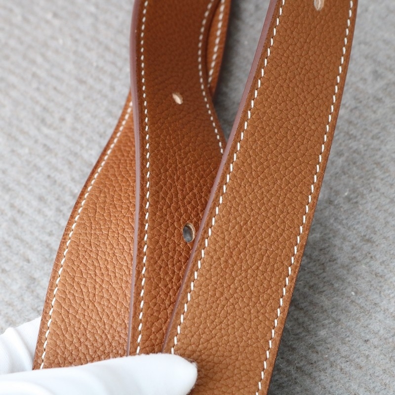 C37 GOLD Kelly Messenger Barenia With Phw