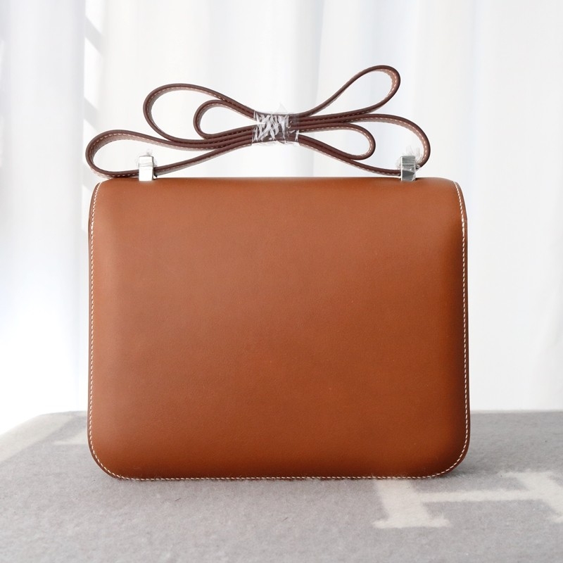 C37 gold barenia constance 24 with phw