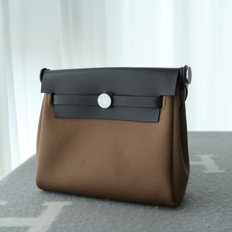 HERMÈS Herbag Zip Mini 20 Ebene (46) etoupe Leather Canvas Palladium hardware