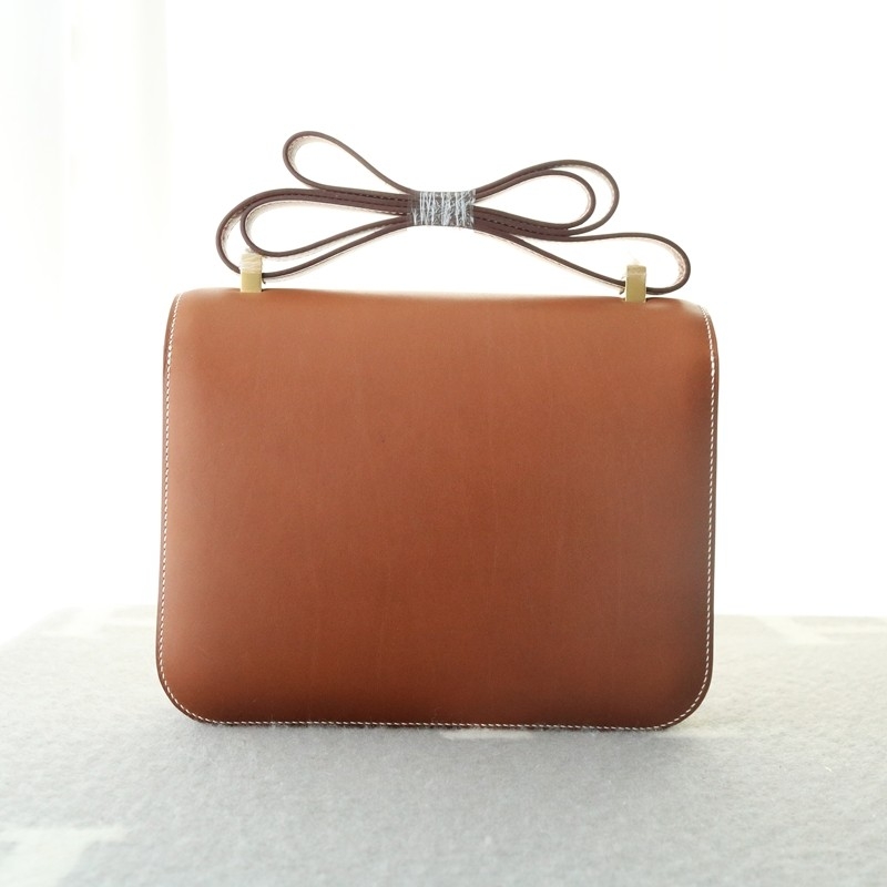 C37 gold barenia constance 24 with Ghw