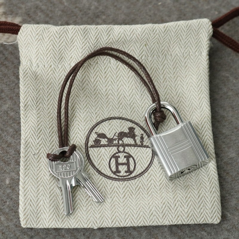 93 Orange clemence picotin lock 18 with phw