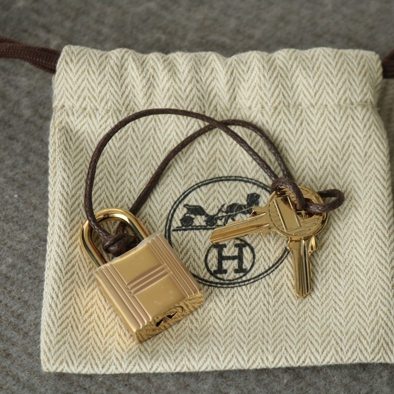 T7 BIue Hydra clemence picotin lock 18 with ghw