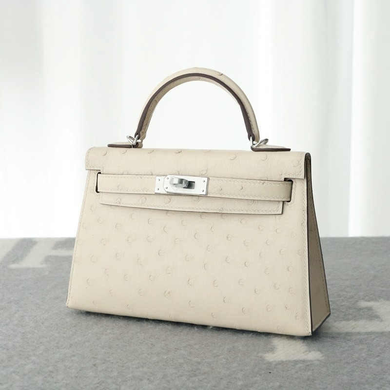 I2 Nata ostrich mini kelly II with phw