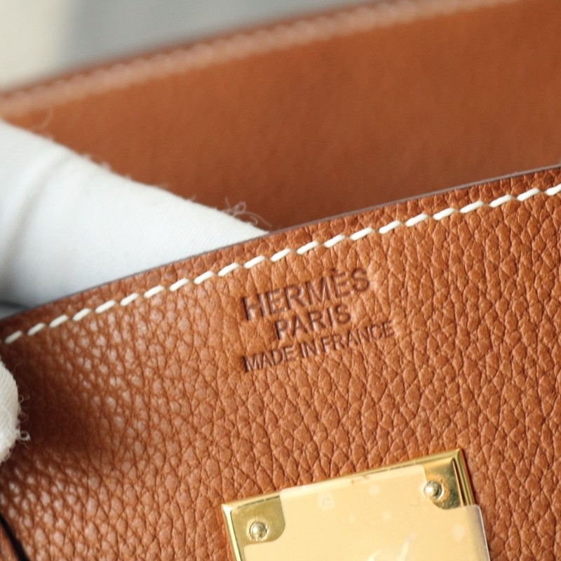 Hermes Shoulder Birkin Light 29 in gold faubourg barenia with gold hardware