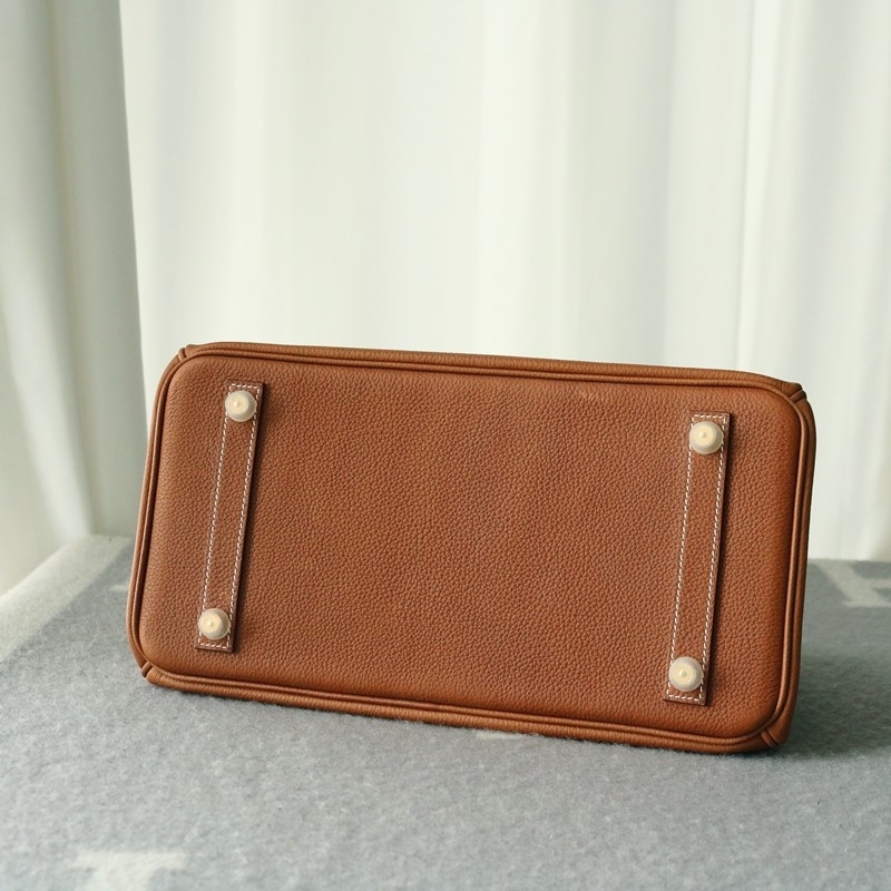 Hermes Shoulder Birkin Light 29 in gold faubourg barenia with gold hardware
