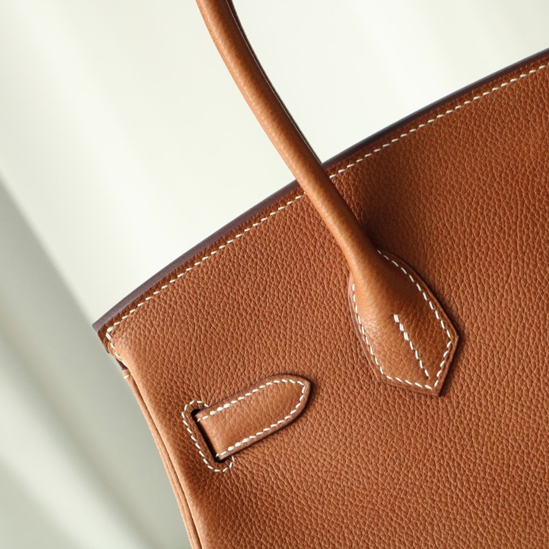 Hermes Shoulder Birkin Light 29 in gold faubourg barenia with gold hardware