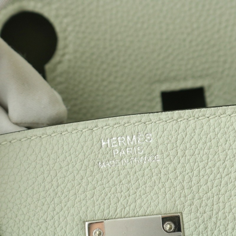Hermès Birkin30 0W Gris Neve in durable Togo leather with Phw