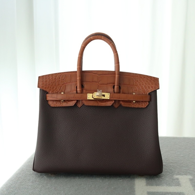 28 CarameI matte aligator & rouge sellier togo Birkin 25 Touch GHW