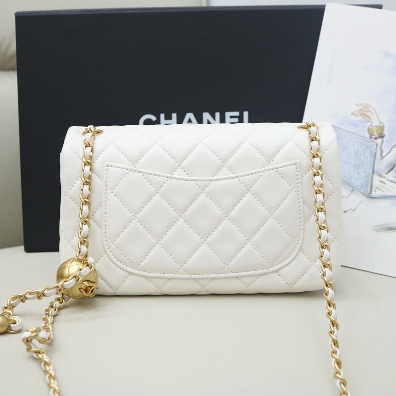 Chanel mini 20cm white Lambskin Gold Hardware size:20✖12✖6cm