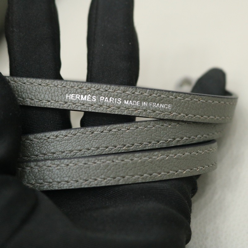 C6 Vert de Gris cherve plume 20 with phw