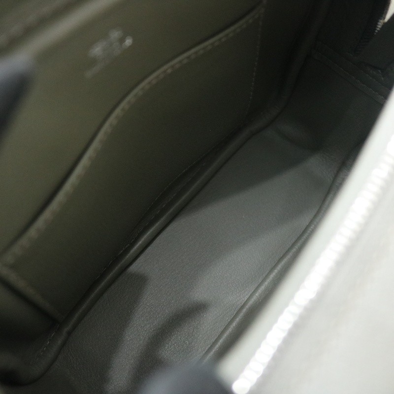 C6 Vert de Gris cherve plume 20 with phw