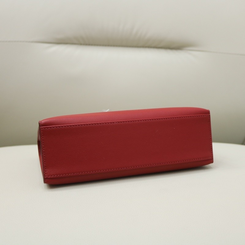 Q5 rouge casaque Swift Kelly Pochette With GHW