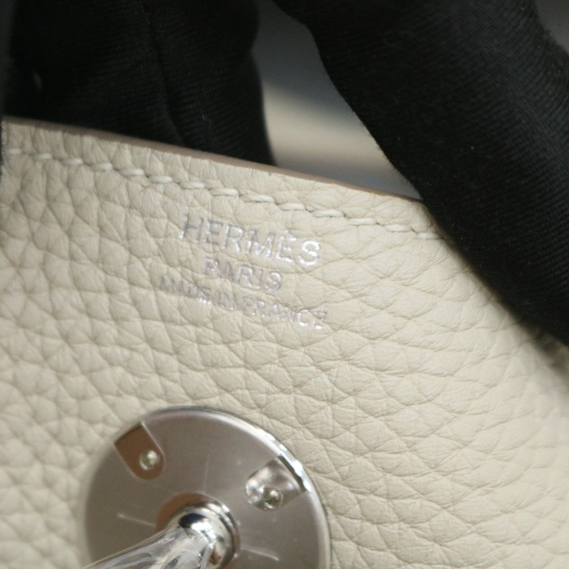 8L Beton Clemence Lindy 26 PHW