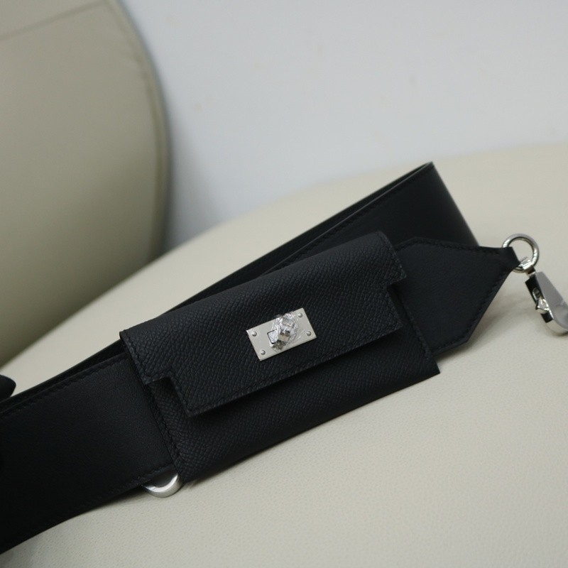 Hermès Nior Epsom Swift Kelly Pocket Strap PHW