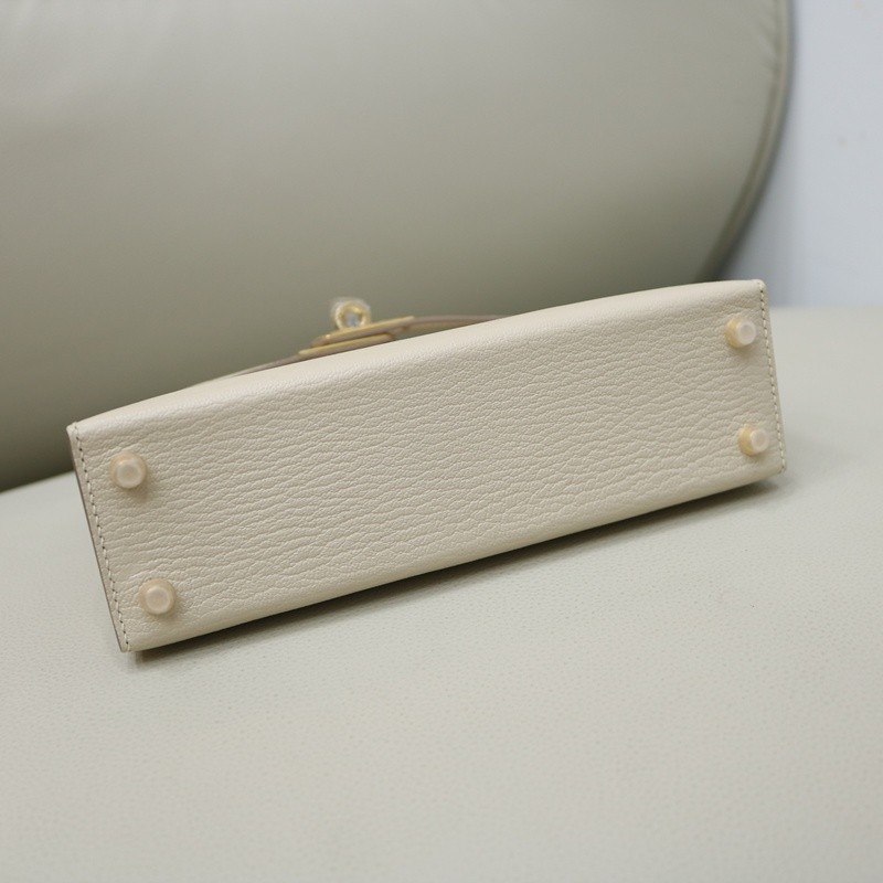 C10 Craie cherve mini kelly II with GHW