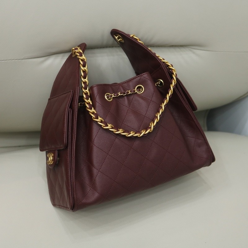 Chanel 25 small handbag, Grained calfskin & gold-tone metal, Bordeaux — Fashion | CHANEL