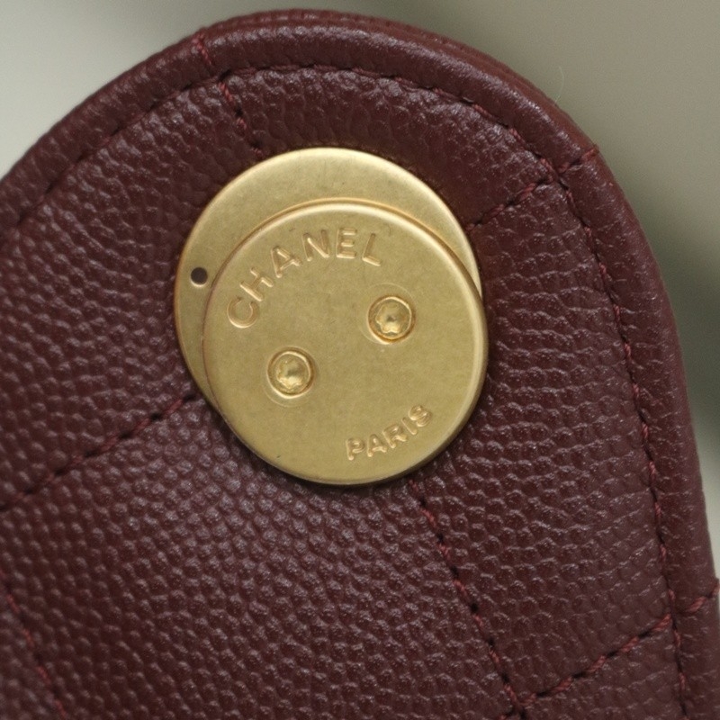 Chanel 25 small handbag, Grained calfskin & gold-tone metal, Bordeaux — Fashion | CHANEL