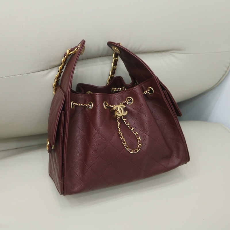 Chanel 25 small handbag, Grained calfskin & gold-tone metal, Bordeaux — Fashion | CHANEL
