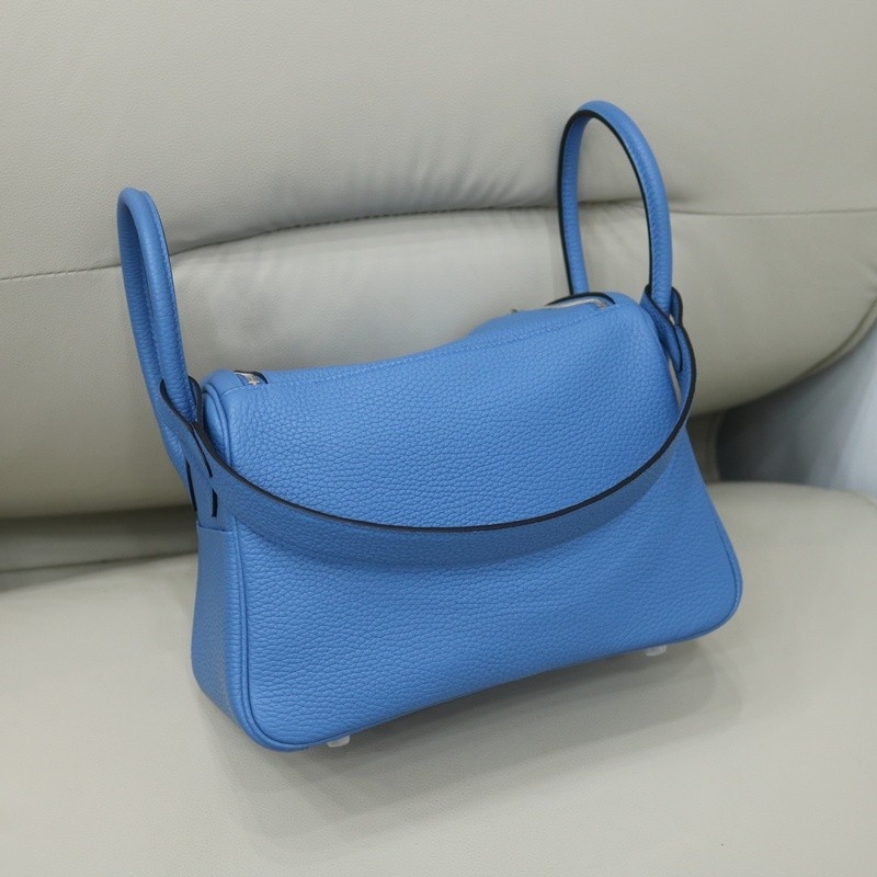 2T BIeu Paradise clemence lindy 26 with phw