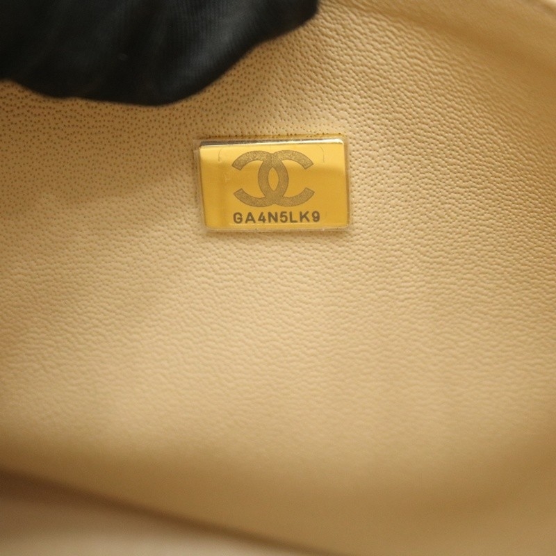 Chanel Medium Classic Double Flap Bag Apricot Quilted Caviar gold Hardware